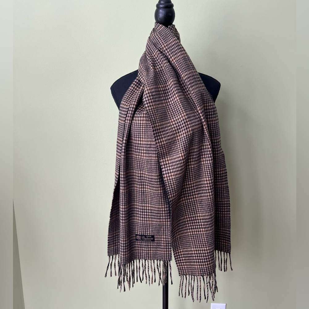 100% Cashmere NWOT Houndstooth Classic England Fringe Scarf